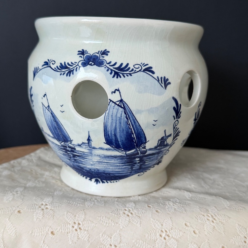 Delft Blue Handwork Ceramic Strawberry Pot Dutch Windmill Sailboat‎ Planter